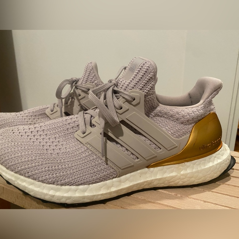 Adidas Ultraboost 4.0 DNA size 7